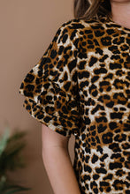Load image into Gallery viewer, Good Lookin' Leopard Print Tee