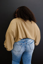 Load image into Gallery viewer, ODDI Blow Me Away Balloon Sleeve Blouse