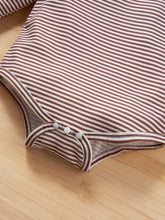Load image into Gallery viewer, Girls Striped Onesie Solid Pants and Bear Hoodie Set