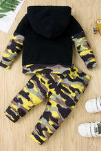 Load image into Gallery viewer, Boys Camouflage Hoodie and Pants Set
